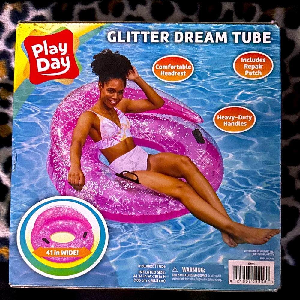 Poll float brand new in box